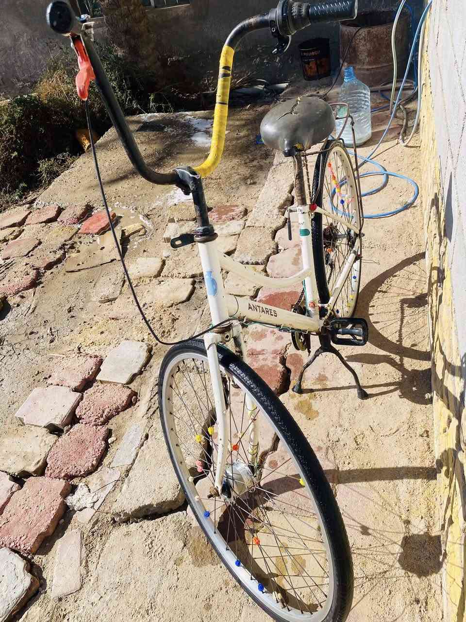 السلام عليكم 
للبيع بس بيه مشكله الويل مصطور وبريك تعبان 
سعر 65 الف  
مكاني ناصريه مركز 
الاستفسار ***********
