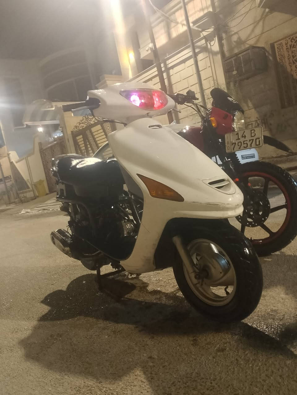 فراشه للبيع نقص كفر لوره مكينه ما مفتوحه ***********0مال بيت
