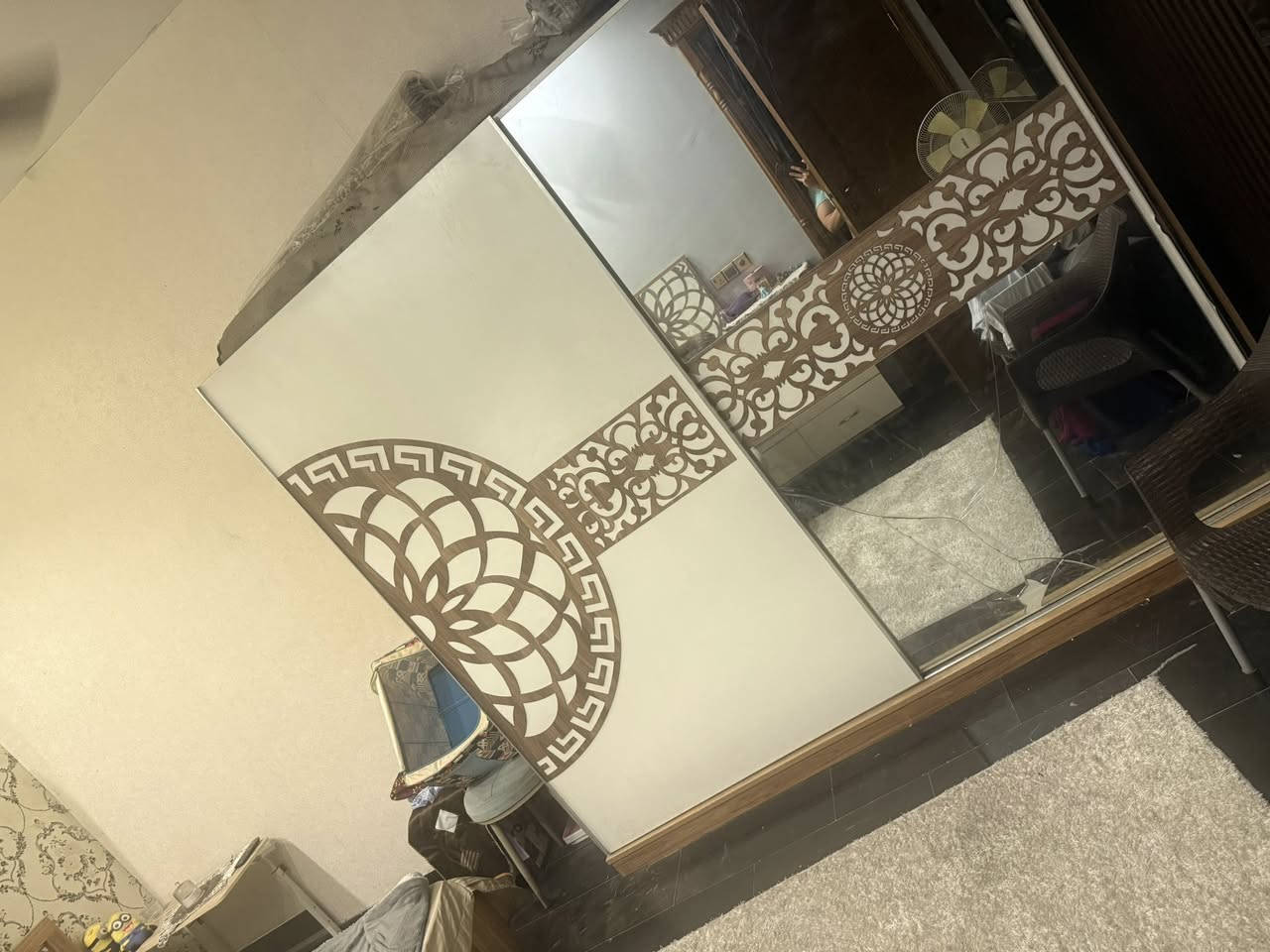 لبيع بسعر مناسب غرفه نوم   كنتور جربايه ب٤٠٠ الاف النظافه ٩٠٪؜ النقل متوفر لبغداد
***********
