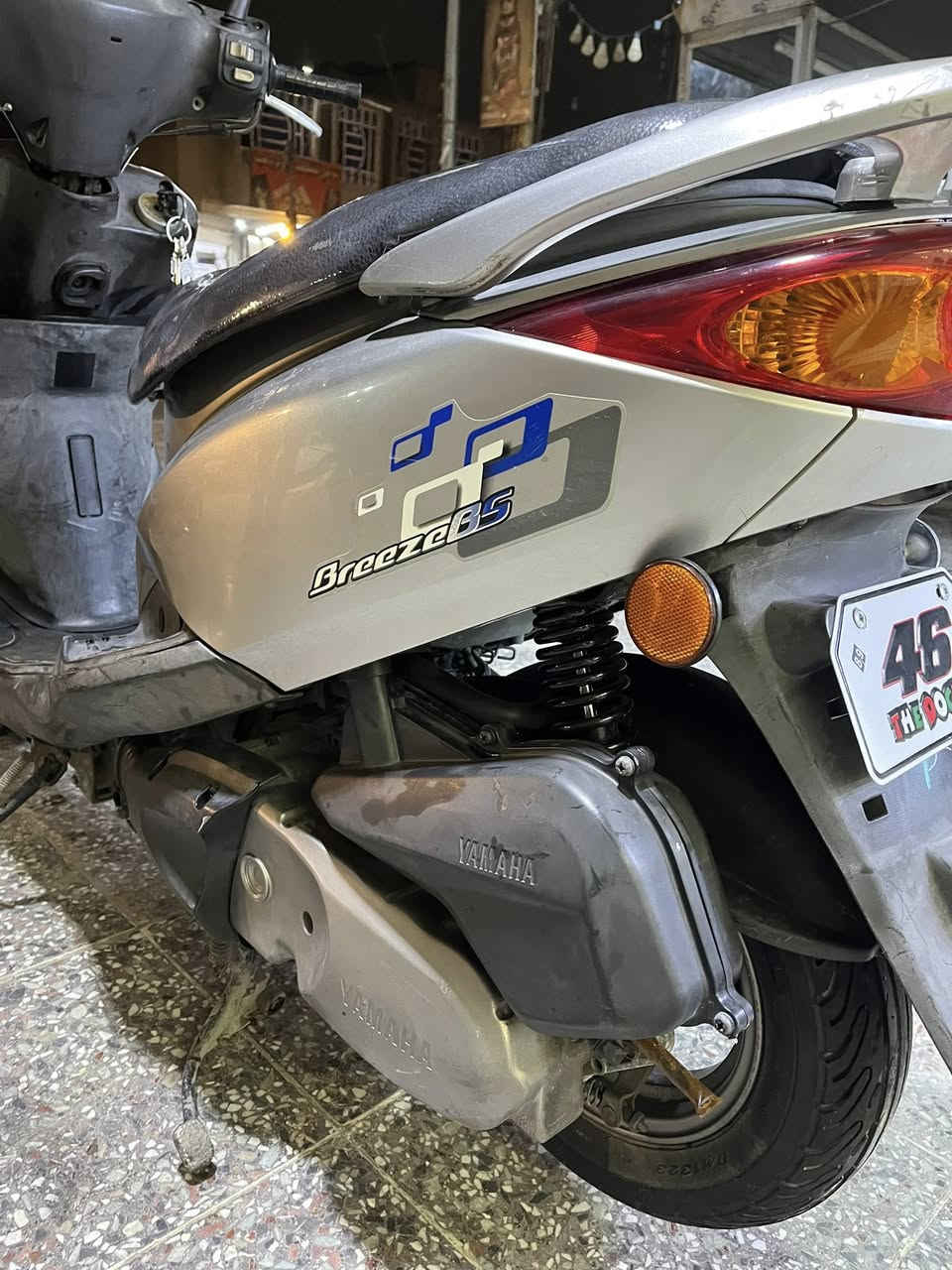 دراجه بغبغاء ماشيه 16الف مكفوله مكان الامين الثانيه رقم 
***********
