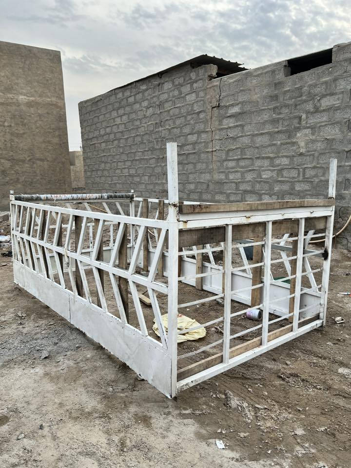 سلام عليكم محجر للبيع
السعر 300الف وبي مجال 
مكاني الفلوجه 
هـ: ***********
