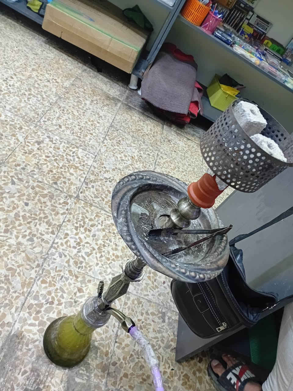 نركيله للبيع سوري النركيله كلها براص زايد البوري اللي ابطنه النركيله نحاس نركيله فول فول  واحد على واحد معمر عليها عنب نرجيله للبيع داخل الموصل السعر 80 وبها مجال للطيبين والرقم للتواصل***********
