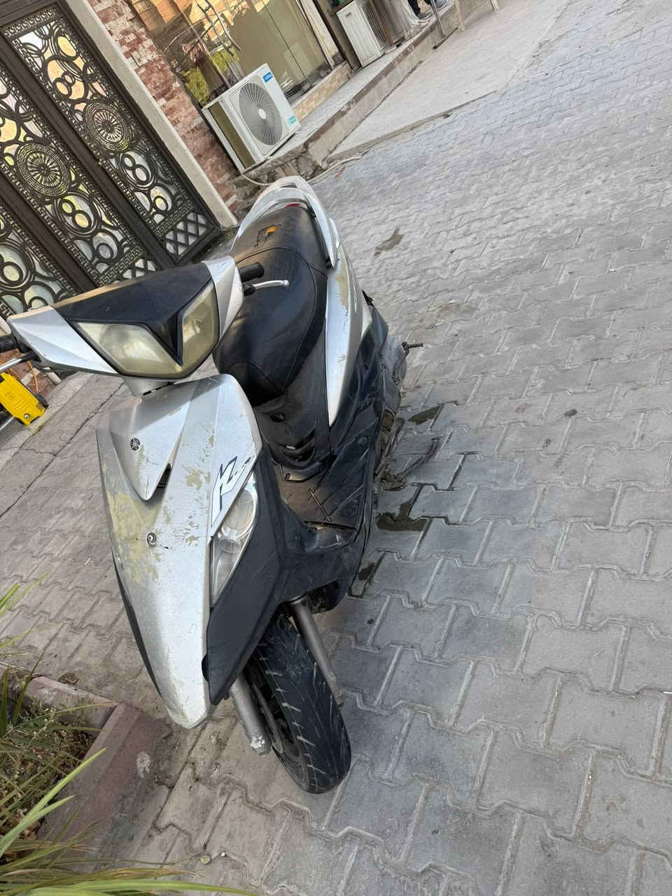 السلام عليكم دراجه ثعلب للبيع دراجه مال رمبه مستعمله نضيفه مكينه بلاديه ملاحظات بسيطه بيها السعر 675 الف وبيها مجال للشراي التواصل على الرقم 
***********
العنوان بغداد الحريه
