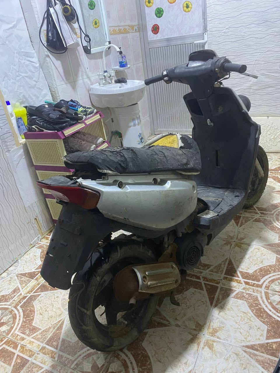 السلام عليكم دراجه للبيع
السعر 300 
رقمي ***********
