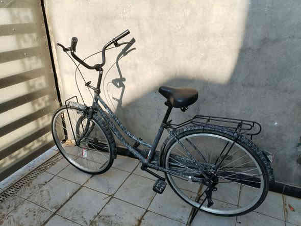 السلام عليكم باسكلات للبيع حجم ٢٦ اصلي مكاني ديوانية *********** الشراي يتصل السعر ٩٠ وبي مجال قليل
