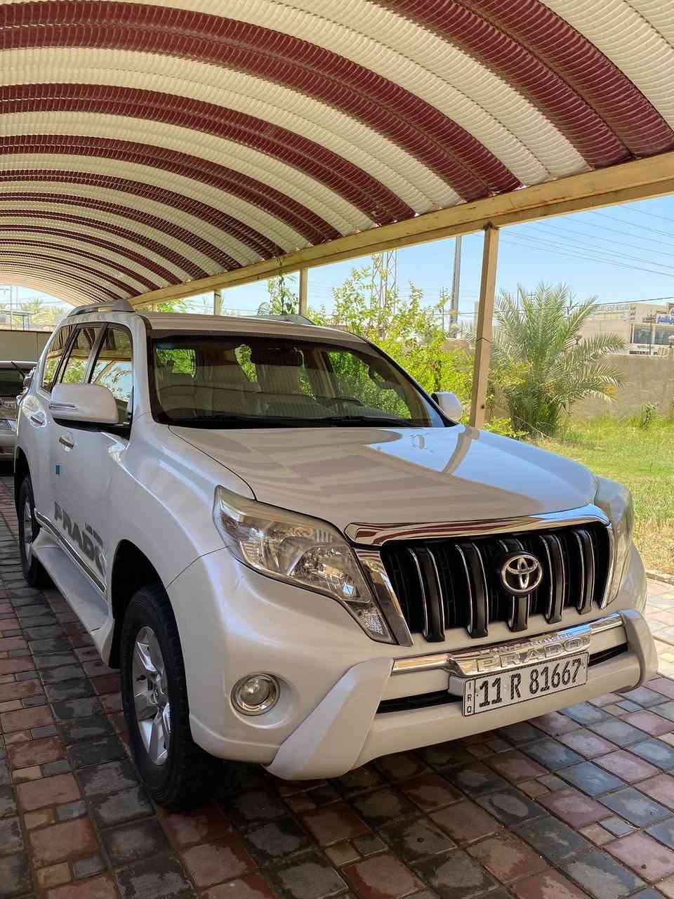 برادو ٢٠١٤ رقم بغداد دولي باسمي مكفولة كفالة عامة جديدة السيارة كلها على وضع الشركة ماشية ٨٠ فقط حقيقي وشرط الفحص جاهزة من كلشي كير ومحرك وحدادية وتبريد محرك ٢٧٠٠ أربعة سلندر. سبعة راكب. فور ويل. ٣ قطع تبريد. مري شفط. اشارة بامري. حساسات وكامرة خلفيه. يدات نيكل. لايت زنون بلادي وبعد بيهال مواصفات معروفة السعر ٢٤٠ مكاني كربلاء ناحية الحسينية 
***********

