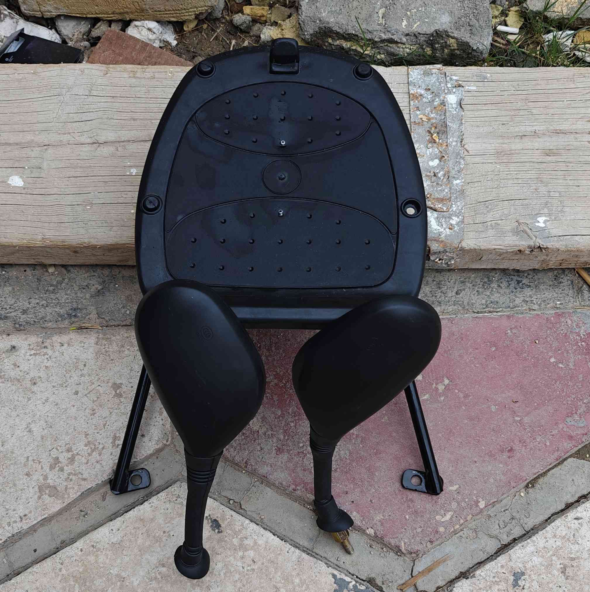 السلام عليكم صندوق جديد غراض كاملة تجي ويا قاعدة + سلة ماكس + قاعدة ومرايات سعر الصندوق 30 ألف والسلة والقاعدة والمرايات 15 ألف 
ملاحظة الصندوق تجي ويا قاعدة خاص بي. 
العنوان الناصرية مركز شارع يا حسين


**إذا كنت صاحب هذا الإعلان وتريد حذفه لأي سبب، رجاءا أرسل رسالة إلى الدعم الفني**