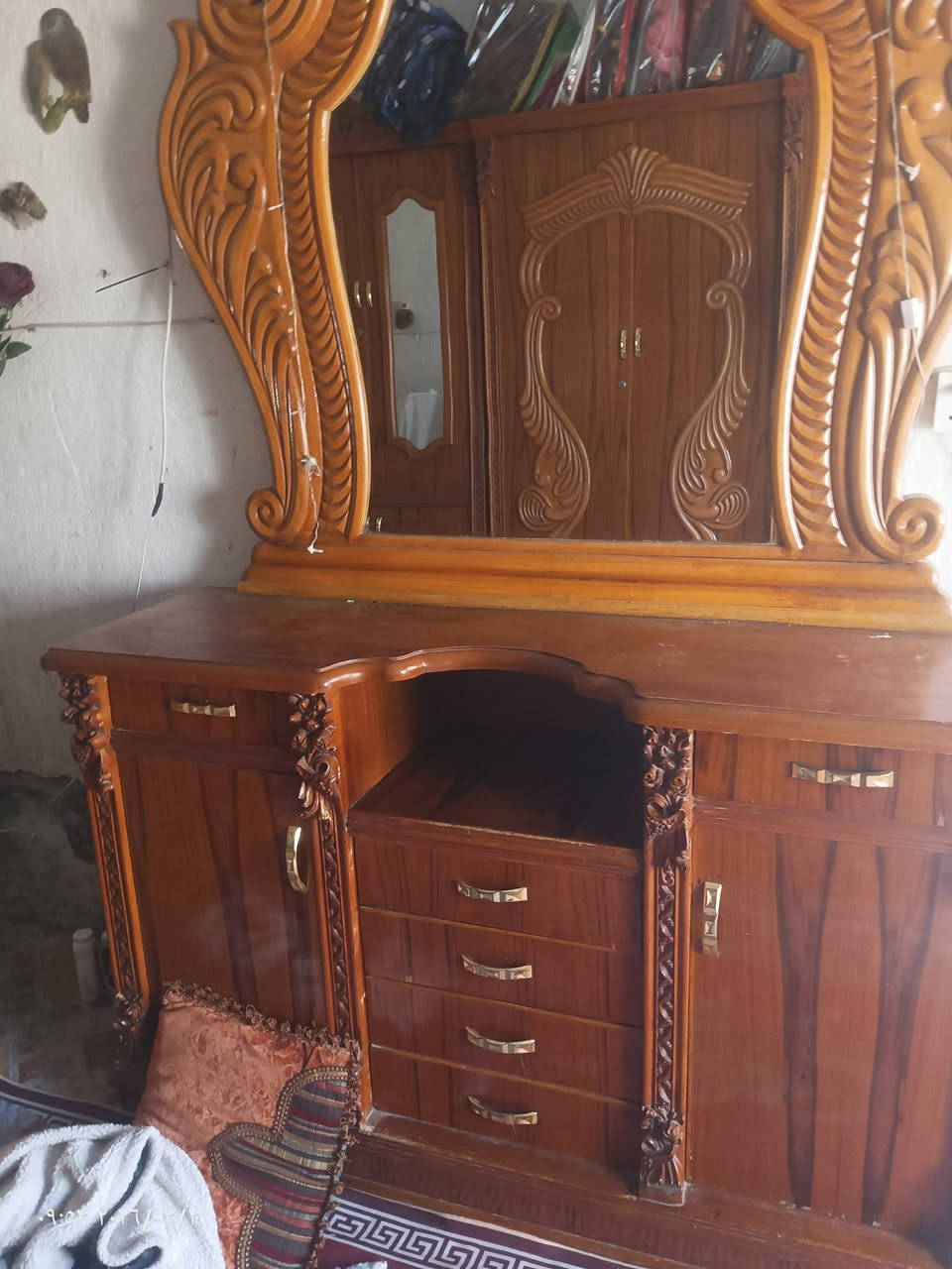 البيع ومستعجل علا بيعته غرفه ام خمس بيبان دنكه تسكام شوفت عيونكم سعره خاص


**إذا كنت صاحب هذا الإعلان وتريد حذفه لأي سبب، رجاءا أرسل رسالة إلى الدعم الفني**