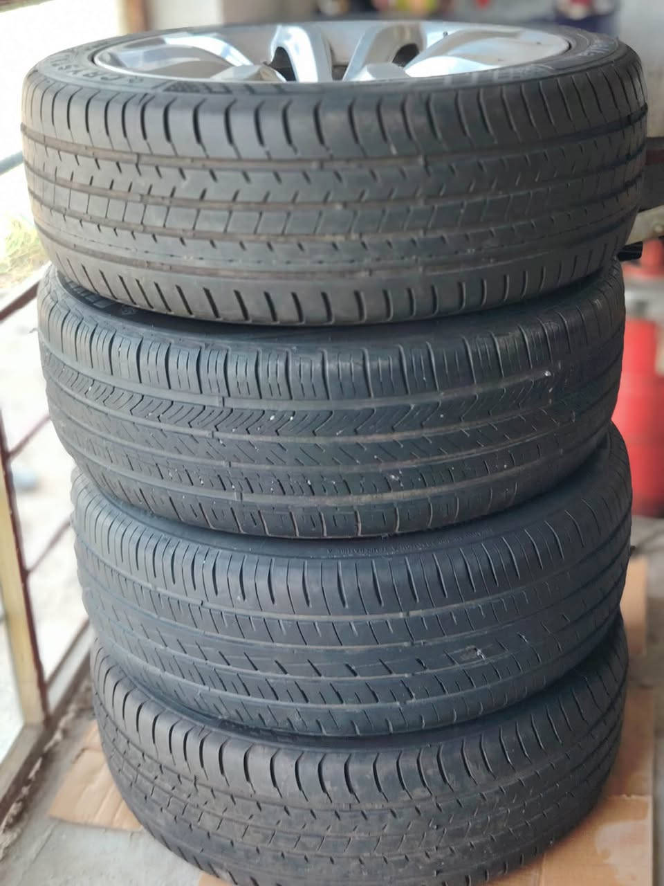 ويلات اوباما للبيع ب٣٥٠ وبيهن مجال ***********
