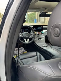 C300 2021 بدون صبغ مكفوله فقط بارد في باب السكن ومعدل بدون صبغ  لتفاصي...