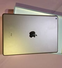 ايباد 8 • ٣٢ • بدل ايفون