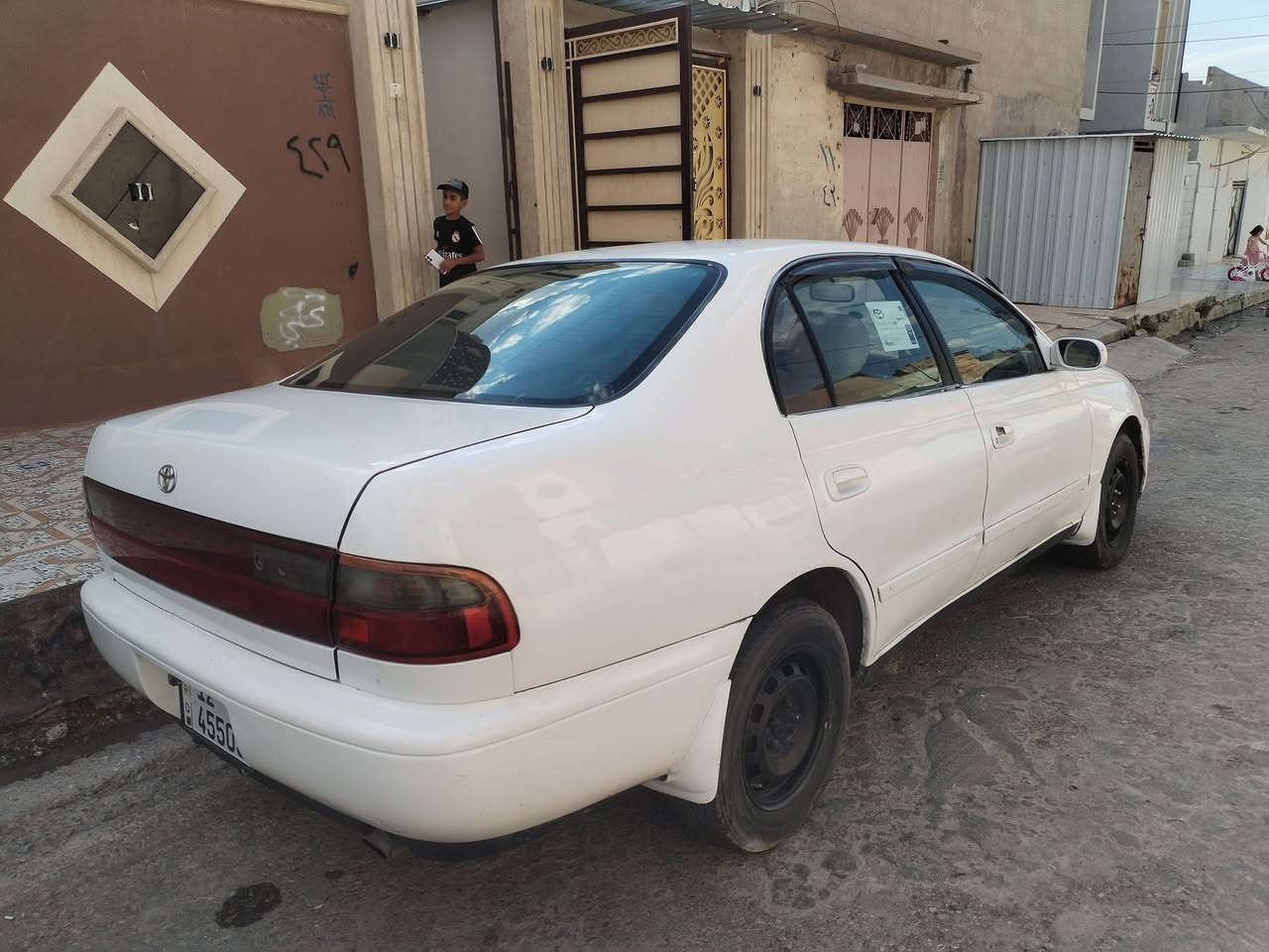 فرخ بطه موديل 1993
السياره جاهزه تبريد شغال كل كهربائيتها شغاله
شرط التحويل السعر 56 بسمي تحول شرط سنويه جديده هزه جديده
***********
