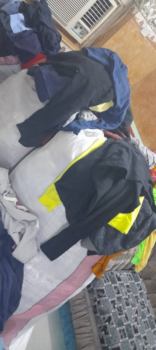 اكو شخص تبرع بملابس باله كميه جبيره الي يكدر يوزعهم يجي خاص شتوي وصيفي وبجايم وهودات وقمصان صيفيات


**إذا كنت صاحب هذا الإعلان وتريد حذفه لأي سبب، رجاءا أرسل رسالة إلى الدعم الفني**