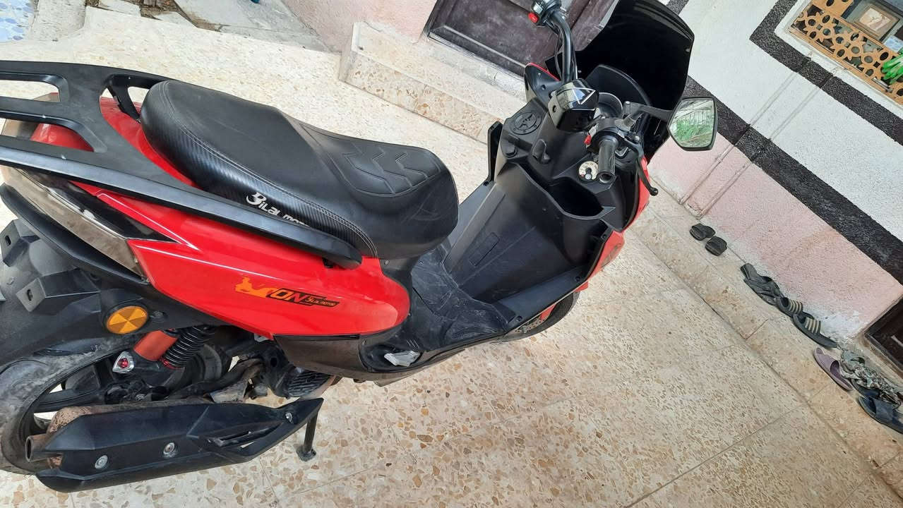 السلام عليكم ورحمة الله وبركاته
دراجة سكنس للبيع الدراجة موديل 2025 دراجة حلوة ونظيفه الدراجة ماشيه 13 الف شبه زيرو
اقسم بالله اخذته تقريبآ مليون وميه 

سعر الدراجة 800الف وبية مجال ❤️🔥

المكان كربلاء المقدسة الامام عون

لشراي والاستفسار الرقم

***********
