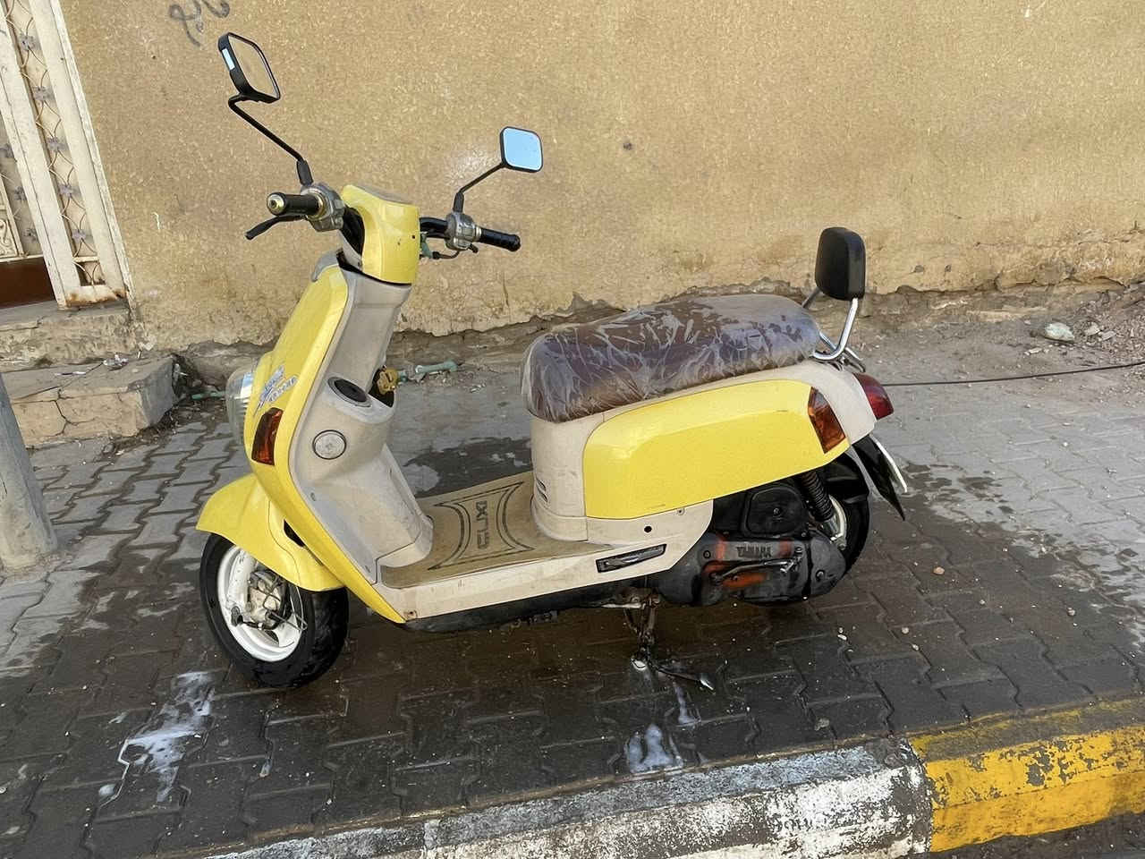 ماكس بوليسي للبيع مكان رميثه
***********
