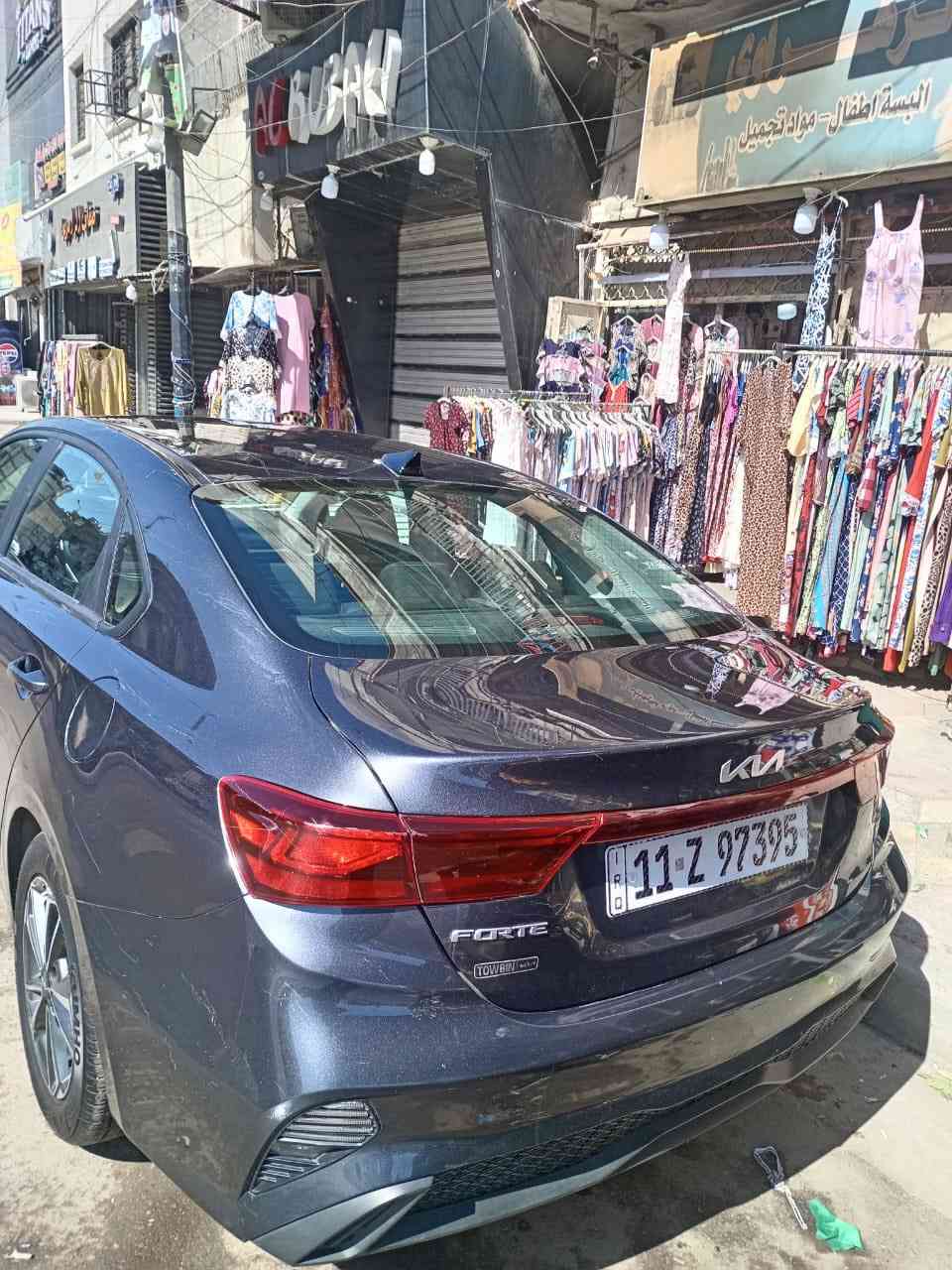 سلام وعليكم كيا فورتي للبيع موديل ٢٠٢٤ محرك ٢٠٠٠ دوش رقم بغداد دولي جديد. ربع باب مقابيل سايق صبغ. والباقي خدوش. وجاملغ امامي تعديل بارد ماشيه حاليا ٢٦٠٠ ميل. زيزو. عنوان بغداد.  رقم الهاتف ***********
