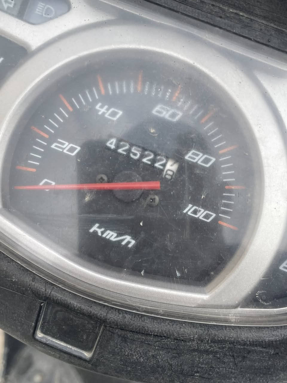 ليدي حديث للبيع الداجه مجفت كامل عايزها فقط كفر دبل جديد تايرات جدد السعر 650 وبي مجال للتواصل ***********
