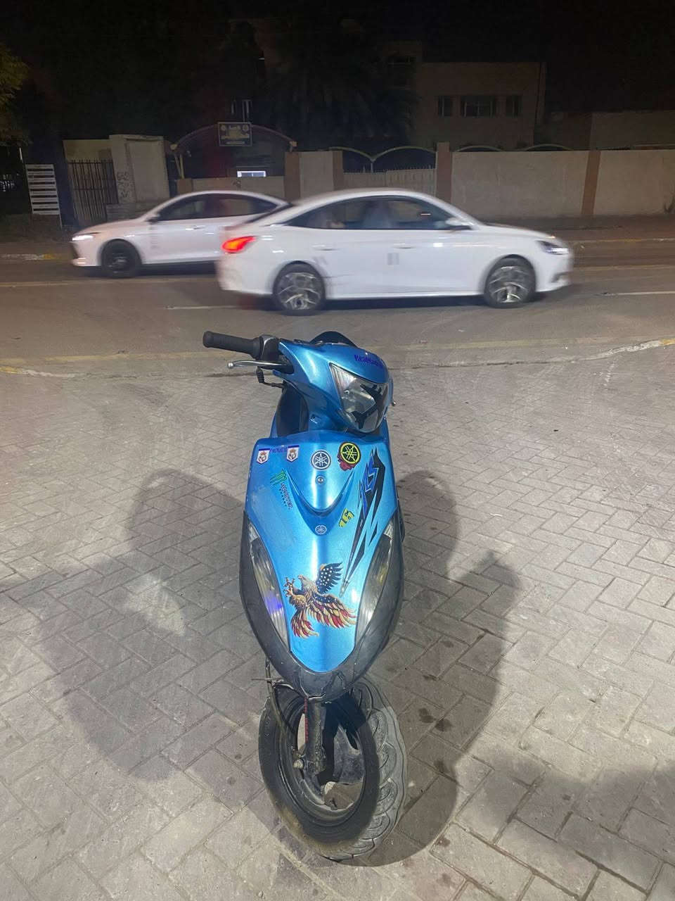 السلام عليكم دراجة ماكس عدلة للبيع دراجة ناعمة اي نقص ما بيهة كهربائيات كلهة شغالة الباتري جديد نكرة سلف بس الهندر خارط دراجة مصارلي اهواي من ماخذهة الدراجة نظيفة صالنصة FM سعرهة 550 مكاني بغداد الاعظمية للاستفسار ***********
