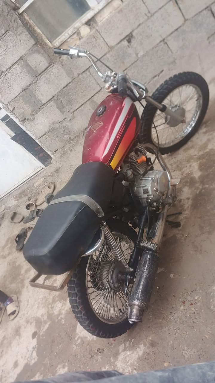 دراجه 250 مكان بغداد سياحيه او مراوس بتليفون اكس ماكس وفرق هذا رقمي على الواتساب ***********
