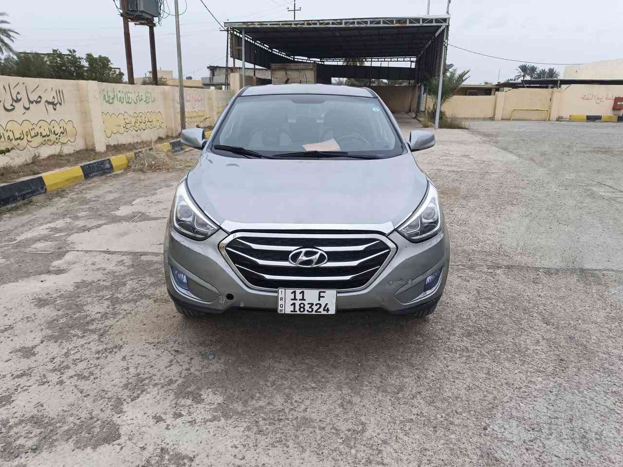 توسان ضرر جاملغ وبنيد بدون دخل صبغ 4 قطع بدون دخل  محرك 2000 جي داي كير محرك مكفول تبريد تدفئه شغال سياره ما بيها اي نقص رقم بغداد دولي سياره وارد امريكي موديل 15 ماشا 146 عنوانها ديالى كنعان سعر السياره 118 بمجال الاستفسار على هذا الرقم ***********
