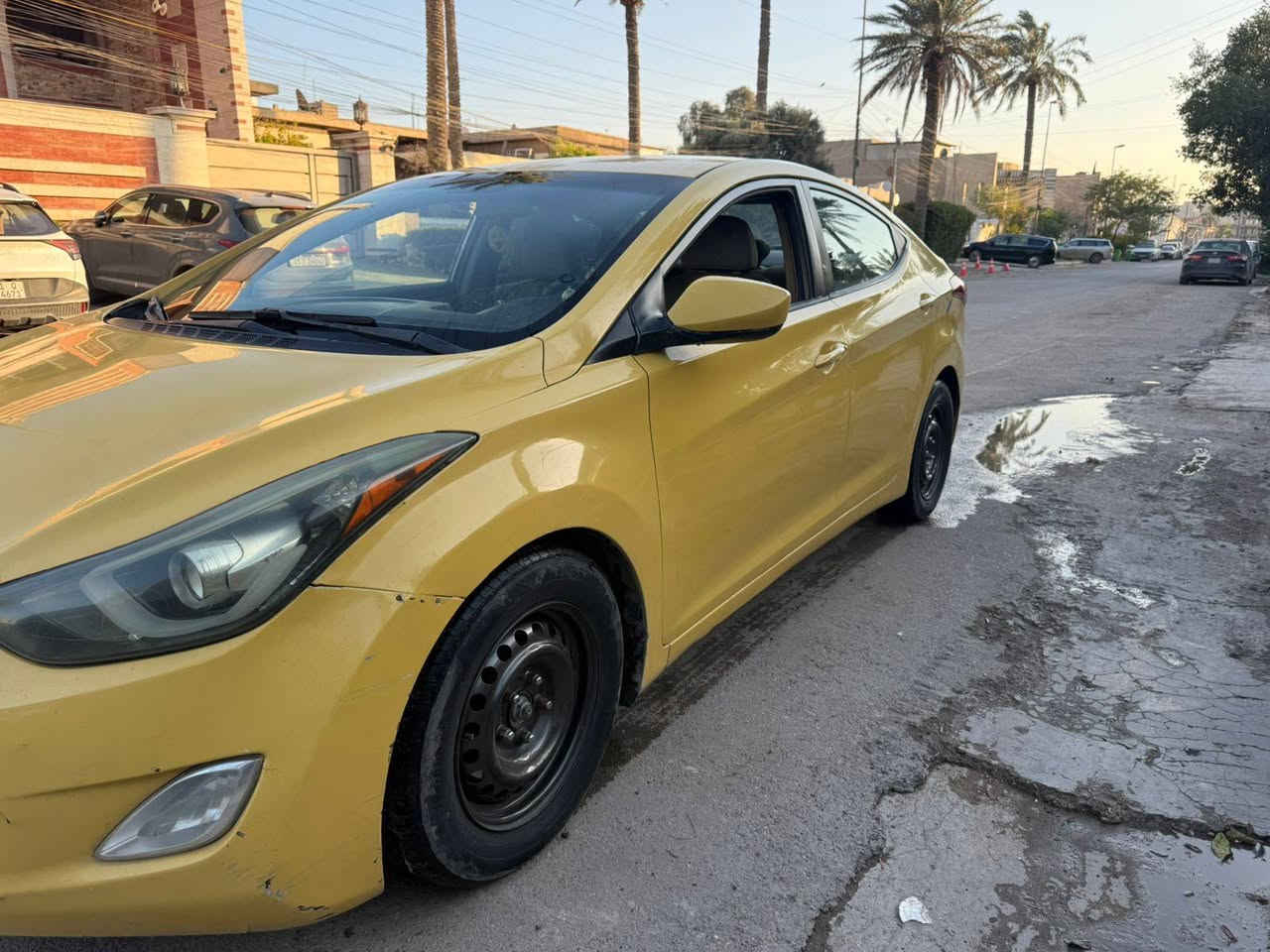 السلام عليكم
النتره 2013 وارد امريكي حادثه جاملغ وبنيد مبدل بدون دواخل  مكينه 1800 دوش مكفوله من التبخير والتنقيص السياره كير مكينه حداديه تخم تايركله جاهزه رقم بغداد مشروع وطني سعره 82 وبيه مجال بسيط للاستفسار ***********
