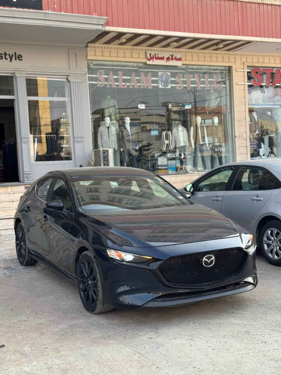 Mazda 3 select 2024
بدون صبغ 
بدون دواخل بدون ارباك
رقم : ***********
مكان : عقره - ئاكرى
سعر : 129$ اكر, نينوى
