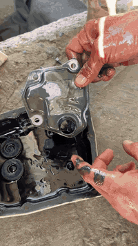 تبديل هيدروليك كير CVT امريكي اصلي وكاله 
 وتبديل فلتر ورقي وفلتر حديد  لسيارة نيسان التيما  وتم  برمجه السياره  والأمور طيبه 
خدمات الأخوين لصيانه السيارات 
العنوان ديالى جلولاء حي الصناعي 
***********
‏‪0774 127 0800‬‏
