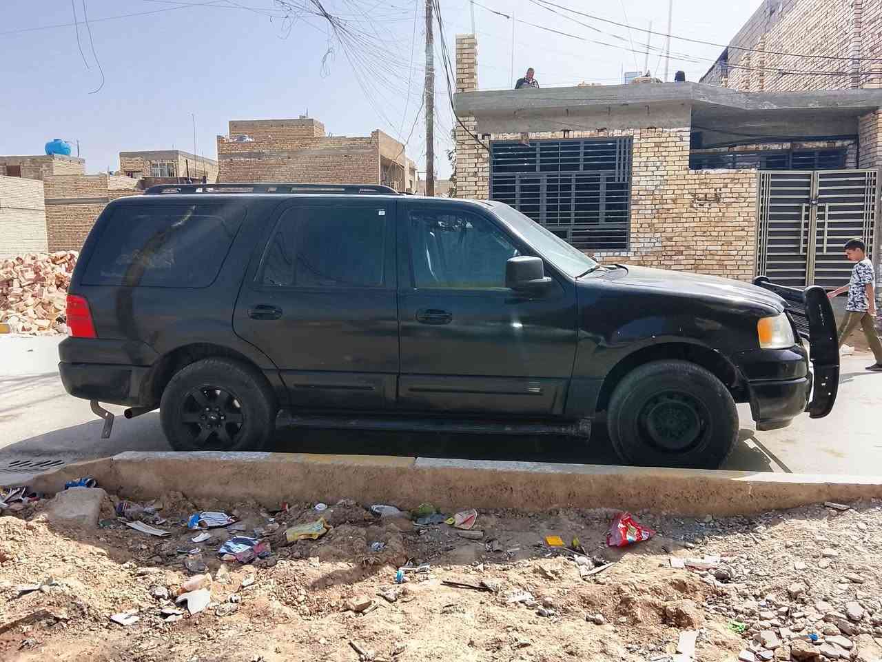 فورت 2010 محرك وكير بطه بالجيس تخم تاير سياره تقريبا جاهزه 
سياره ادوات ادوات ادوات 
مكانها بغداد حسينيه ال راشديه 
سعرها 25 قفل الخاص مفتوح


**إذا كنت صاحب هذا الإعلان وتريد حذفه لأي سبب، رجاءا أرسل رسالة إلى الدعم الفني**