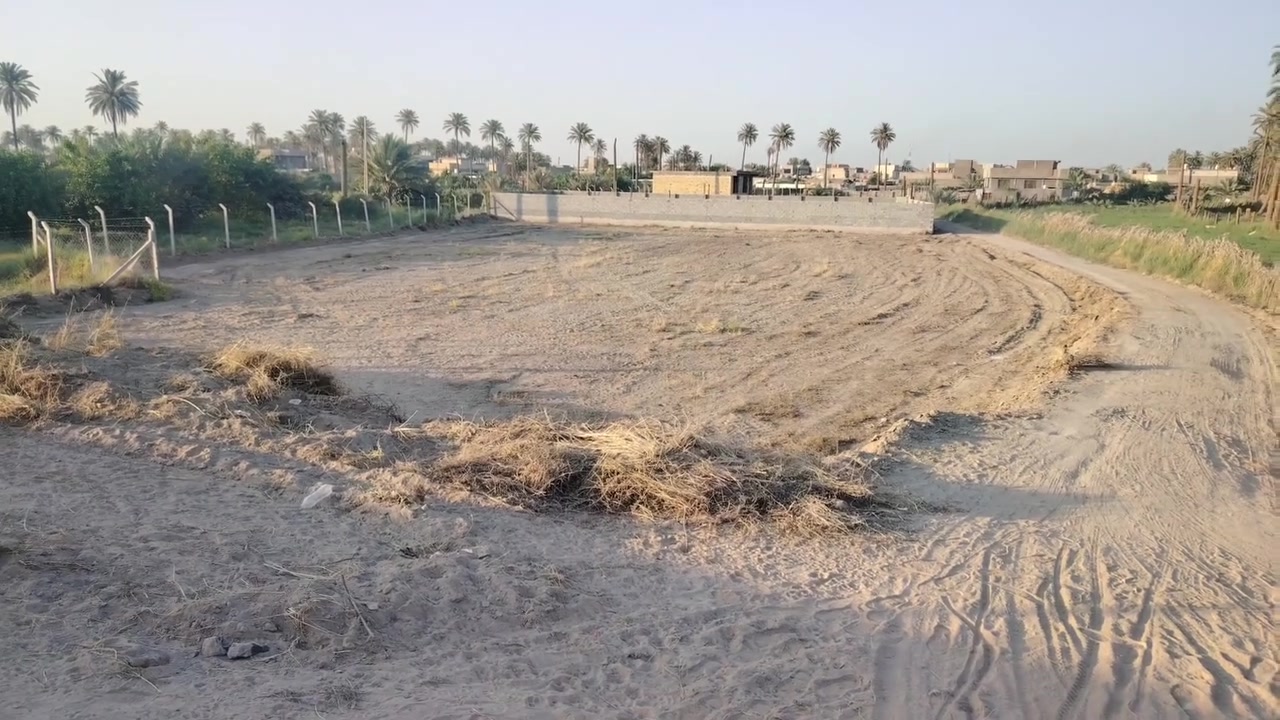 السلام عليكم
قطعة أرض زراعي سند ٢٥ مساحتها ٢٢٥٠ متر موقعها طويريج منطقة الرشيدة قرب معمل الاسفنج واجهتها ٢٥ متر نزالها ٦٠ متر عرضها من النهاية ٣٨ متر القطعة واجهة شط كذلك يوجد طريقين للقطعة من الشط ومن جهة التبليط للاستفسار أكثر التواصل على أرقام الهاتف
***********
***********
غير متواجد على الفيس بوك

