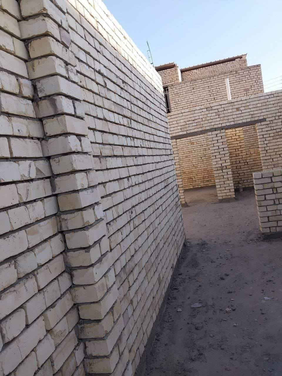 خلفه بناء شغل درجه اولئ ومصاطر والتزام بالموعد تصل وتدلل ***********
