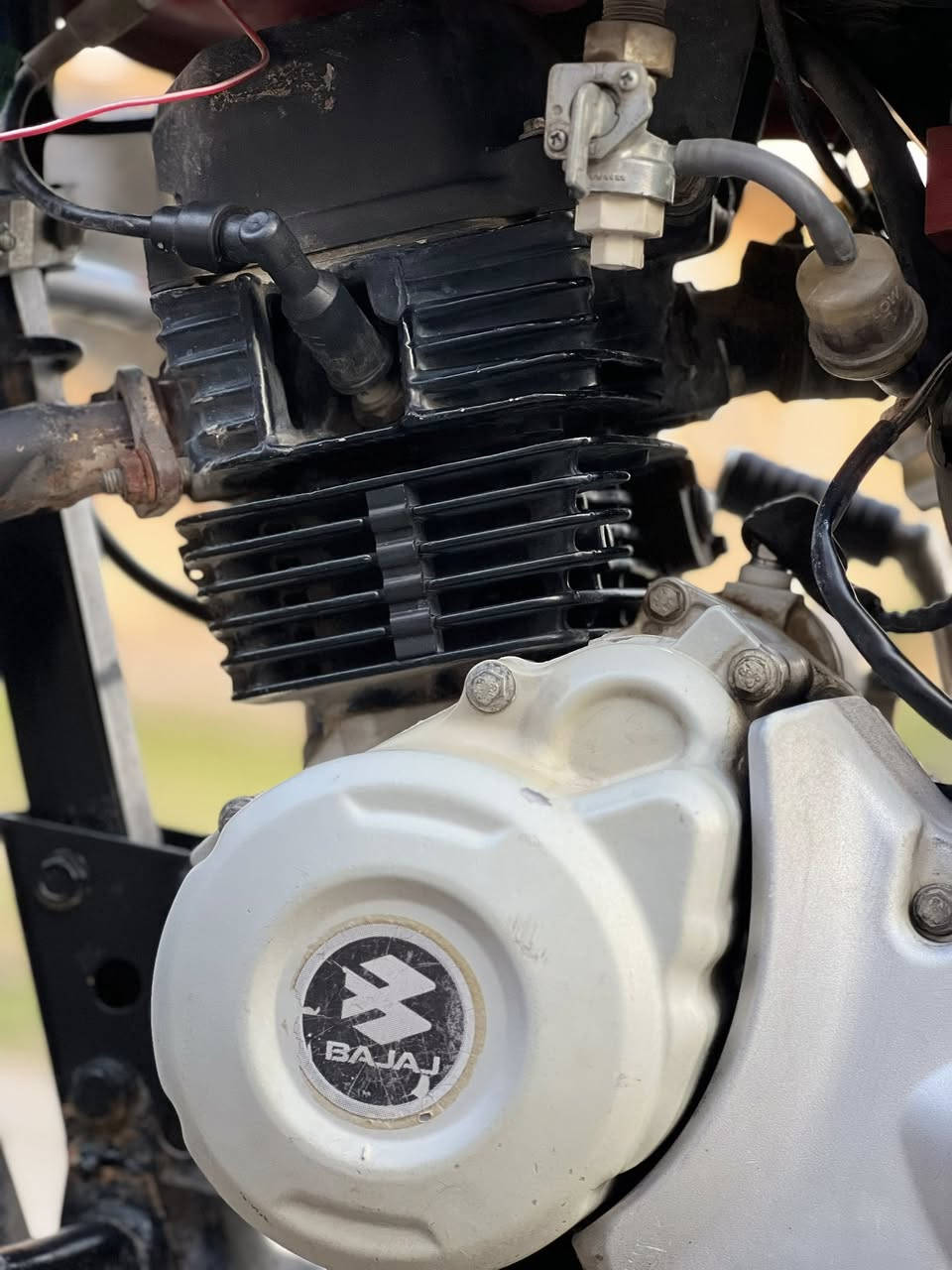 السلام عليكم اخوان دراجه بوكسر موديل ٢١مفتوحه مرة وحدة اوراق اصولي كلشي مناقصها غير دواسات رجل بس ودراجه خير من الله نضيفه كدام عينك ((سعرها ب ١١٠٠ ‼️))وبيها مجال حك الجيه مكاني بغداد الدورة رقمي متواجد واتساب او ع الخط ***********
