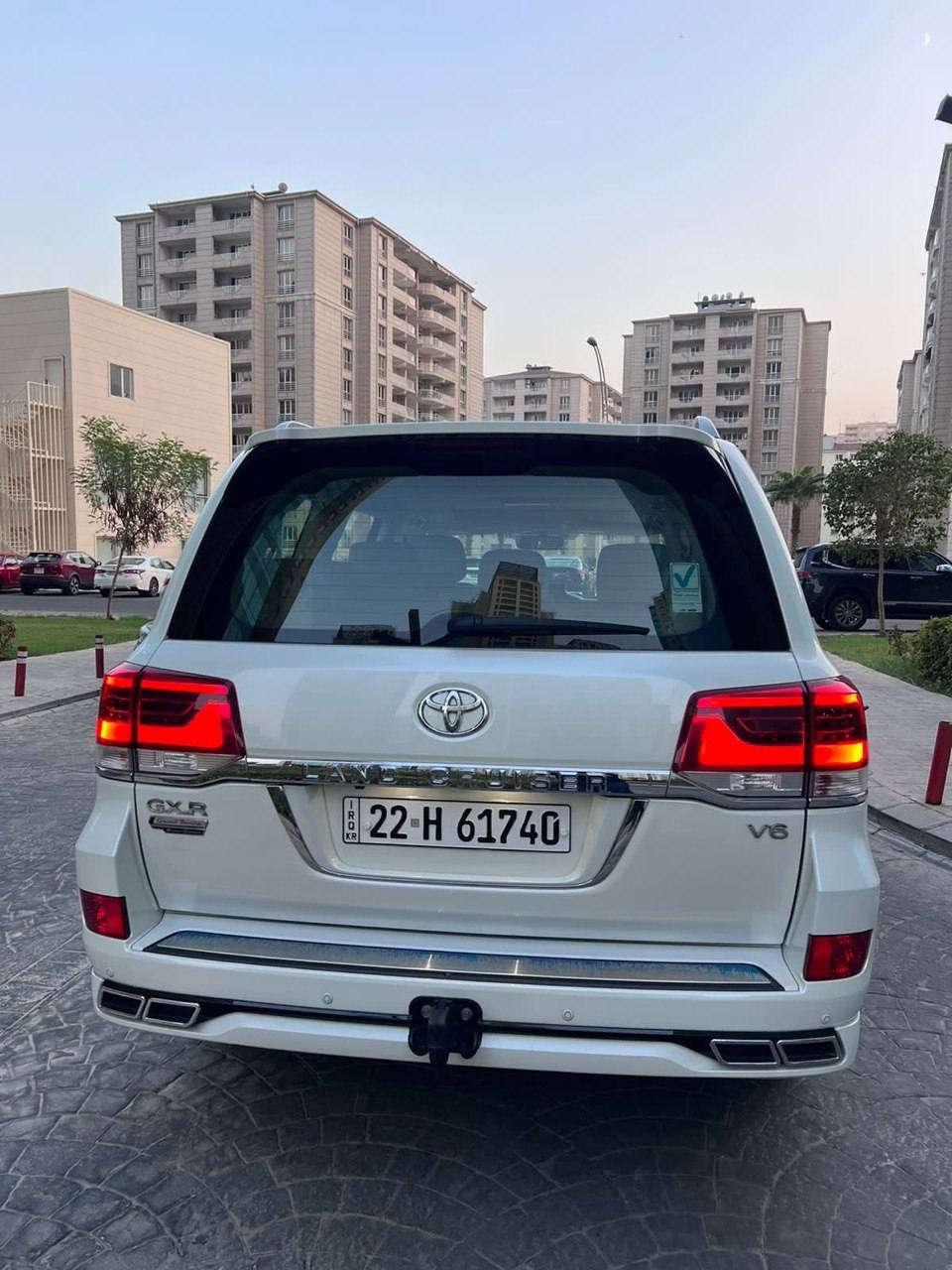 لاندكروز 2020 كراند تورنك فول مواصفات 
رقم اربيل باسمي سنويه وهزه جديد
سياره شركه جيهان 
محرك ٦ سلندر 4000
 8 ارباك بلادي 
71 الف ماشيه حقيقي 
السياره مكفوله كفاله عامه 
السياره عليها ادامه كامله 
تخم تاير جديد دلوب 2025
شاشه ليزرية العدادات ‏
كشن ٣ حركات 
تشغيل عن بعد
‏مرايه جانبيه قلاب
لايت اسود بلاد
‏دوسات لزيريه 
‏‏- دفع رباعي
‏‏- هوك بلادي 
‏‏- نظام مانع للانزلاق 
شاحن وايرليس
‏‏النظام المساعد على نزول المنحدرات 
‏‏- تشغيل بصمة 
- خمسه بصمات ابواب
- باب خلفي كهرباء بلادي 
‏‏- دخول ذكي
‏‏- مثبت سرعة
‏‏- فتحة سقف
‏‏- فول تحكم ستيرين
‏‏- شاشة ملاحة باللمس
‏‏- كاميرا خلفية 
‏‏- بلوتوث
‏‏- مشغل CD
‏‏- منفذ AUX & USB
‏‏- مقاعد جلد قرميطي
‏‏- مقاعد كهرباء
‏‏- مرايا شفط
‏‏- اشارات بالمرآة
‏‏- كشافات ضباب
‏‏- زراك لايت 
‏‏- فرامل مانع للانزلاق
‏‏- حساس امامي خلفي 
-ثلاث شاشه بلادي اصل 
الاستفسار الاتصال
*********** بغداد, العراق
