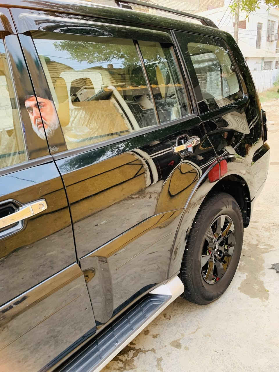 السلام عليكم مسيبوشي باجيرو 2012 خليجي مكفوله كفاله ماعده البنيد فقط اثر جراد فقط بدون اي ضرر السياره محرك وكير مكفولات حجم المحرك 6اسلندر شرط ممفتوح بيه برغي من الشركه مواصفات السياره سلايت شغال 7راكب 3قطع تبريد شاشه جبيره تحكم ستيرن جهتين مرايات شفط اشاير مري فورويل شغال حساسات خلفيه 5ويلكب زراك لايت وبعد بيها اهواي مواصفات مذاكرهن السياره تبريد❄ حداديه وباتري وتخم تاير وكهربايات كلها كفاله عامه السياره جديده وممتعوبه رقمه سليمانيه الدولي وباسمي شخصيأ شرط التحويل السعر145 مكانة بغداد ***********
