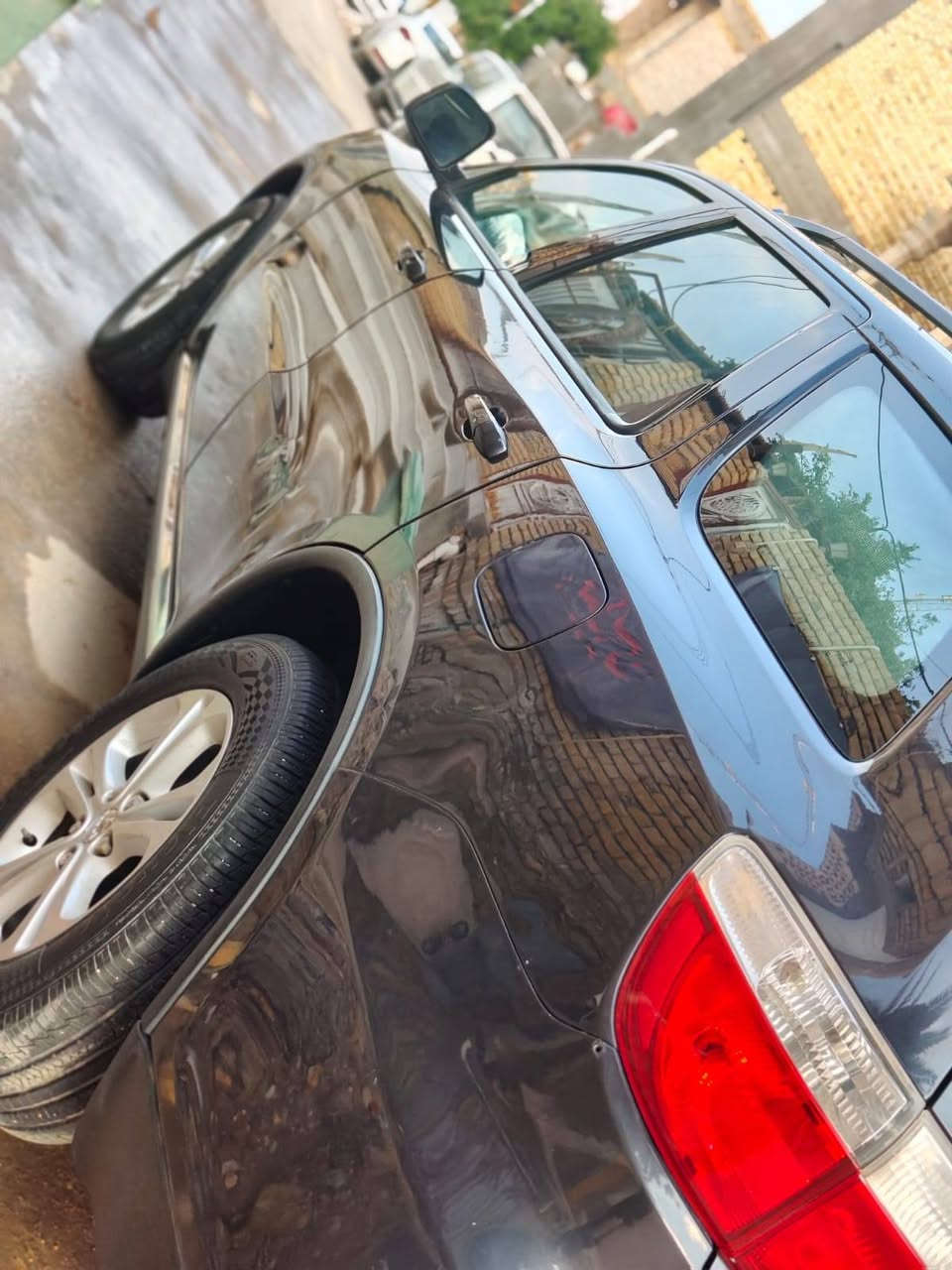 سلام عليكم بيع أو مراوس دورنكو موديل ١٣ محرك ٣٦٠٠ كفاله من الكص تبريد محرك حداديه كير كهربائات تخم تاير تبريد باكيت متومه انكليزي مابيه كل نقص السعر ١٠٥ وبيه مجال
***********
