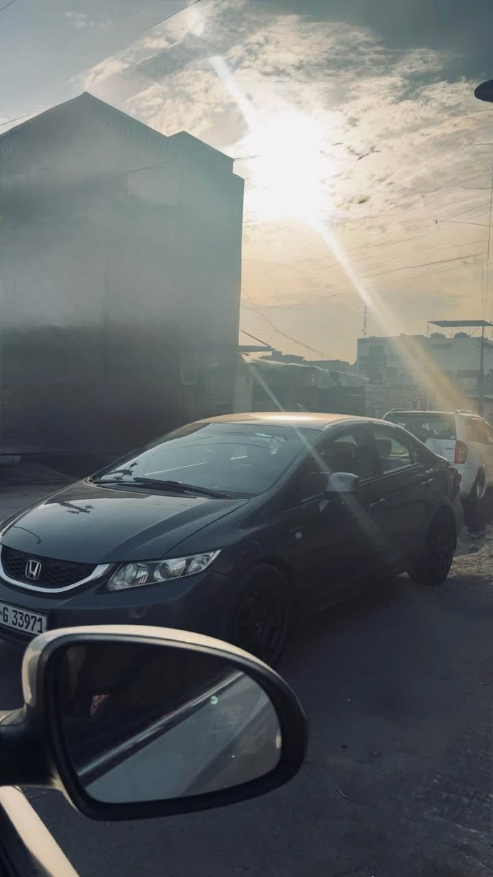 ب114 ورقة 
السيارة جديده 
مكاني صليخ 
قطعة وحده صبغ
خليجي
*********** بغداد, العراق
