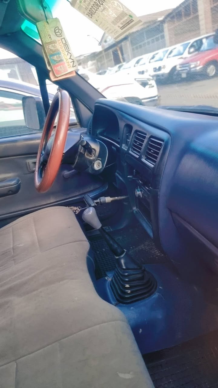 #مكلف_بالنشر_التواصل_مع_الرقم ⛔️
((سيارة للبيع))
بيكب آب تويوتا موديل (٢٠٠٢)
رقم صلاح الدين ألماني 
بدون صبغ ومحرك الشركة ما مفتوح 
السعر:١١٠ وبيها مجال 
للتواصل: *********** / ‎***********
العنوان: الموصل الجانب الأيسر
