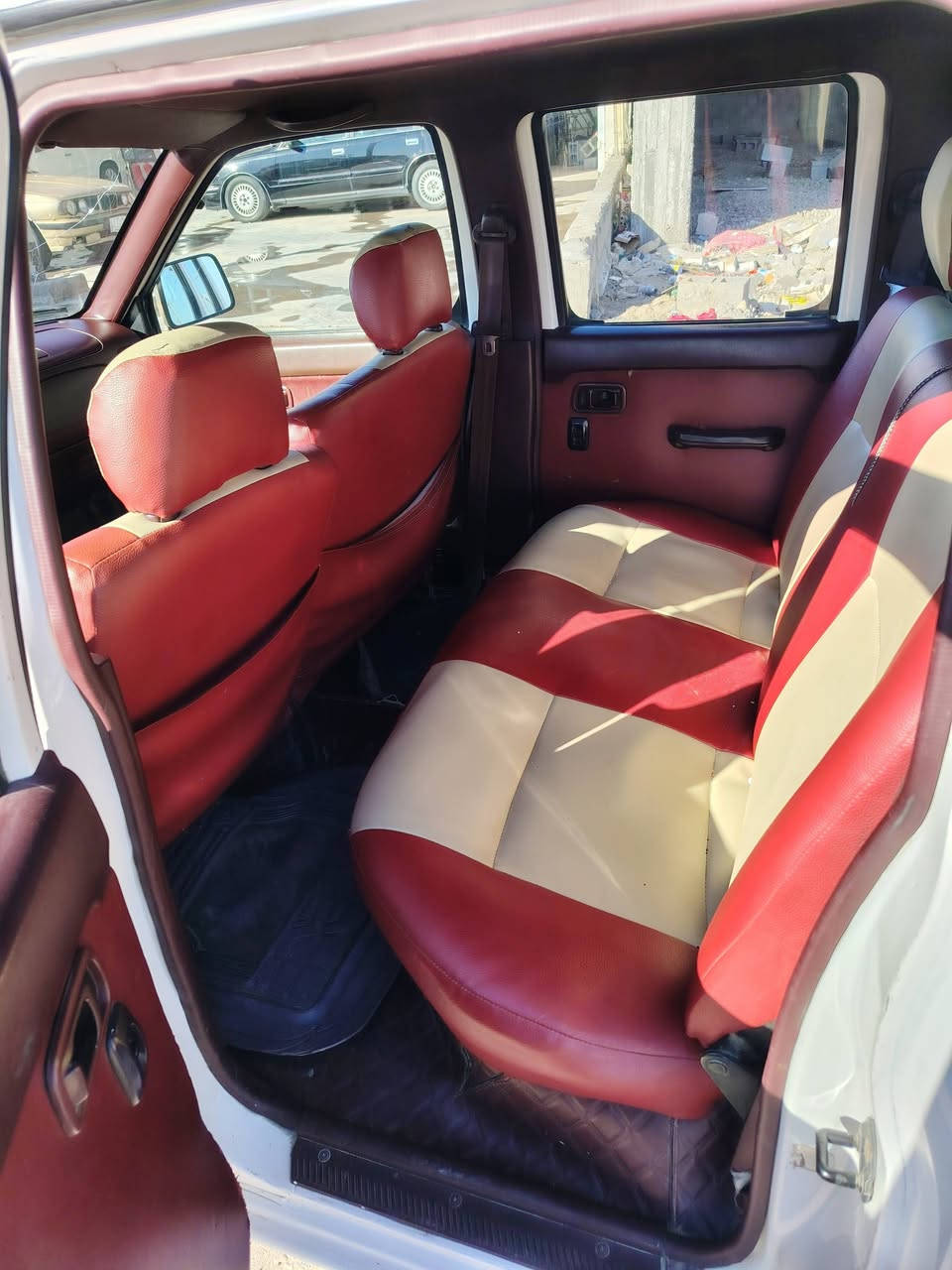 السلام عليكم للبيع نيسان 2011 مكاني الفلوجه الكرمه رقم اربيل السعر ١٢٨ هاتف *********** ♥️***********
