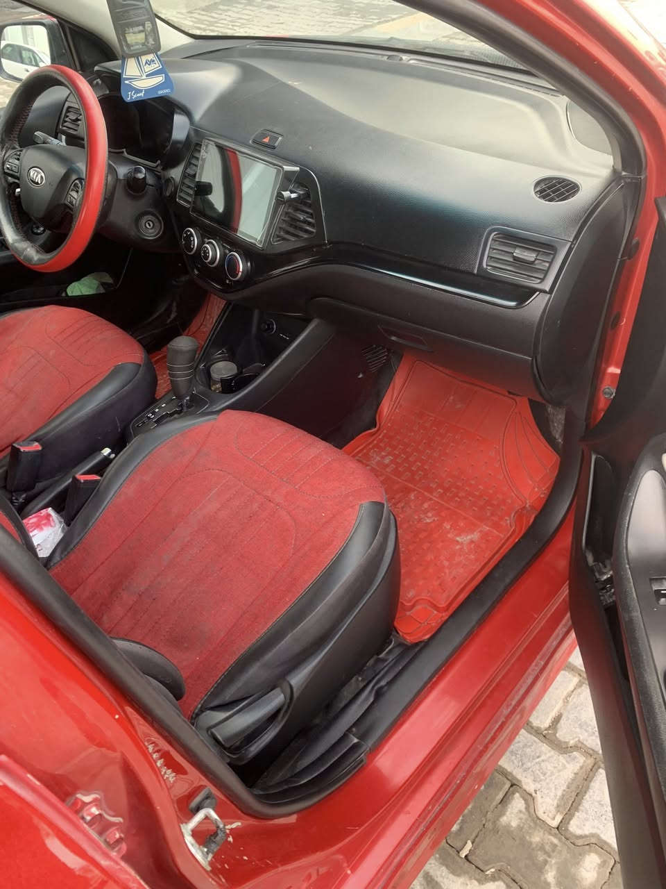 السلام عليكم كيا بيكانتو مديل 13خليجيه فول مواصفات مصبوغه حزام مكينه كير جاهزات كل نقص مابيها سياره فول مكينه 4سلندر سعرها 75وبيها مجال مكاني كوفه للاستفسار الاتصال على الرقم ***********
