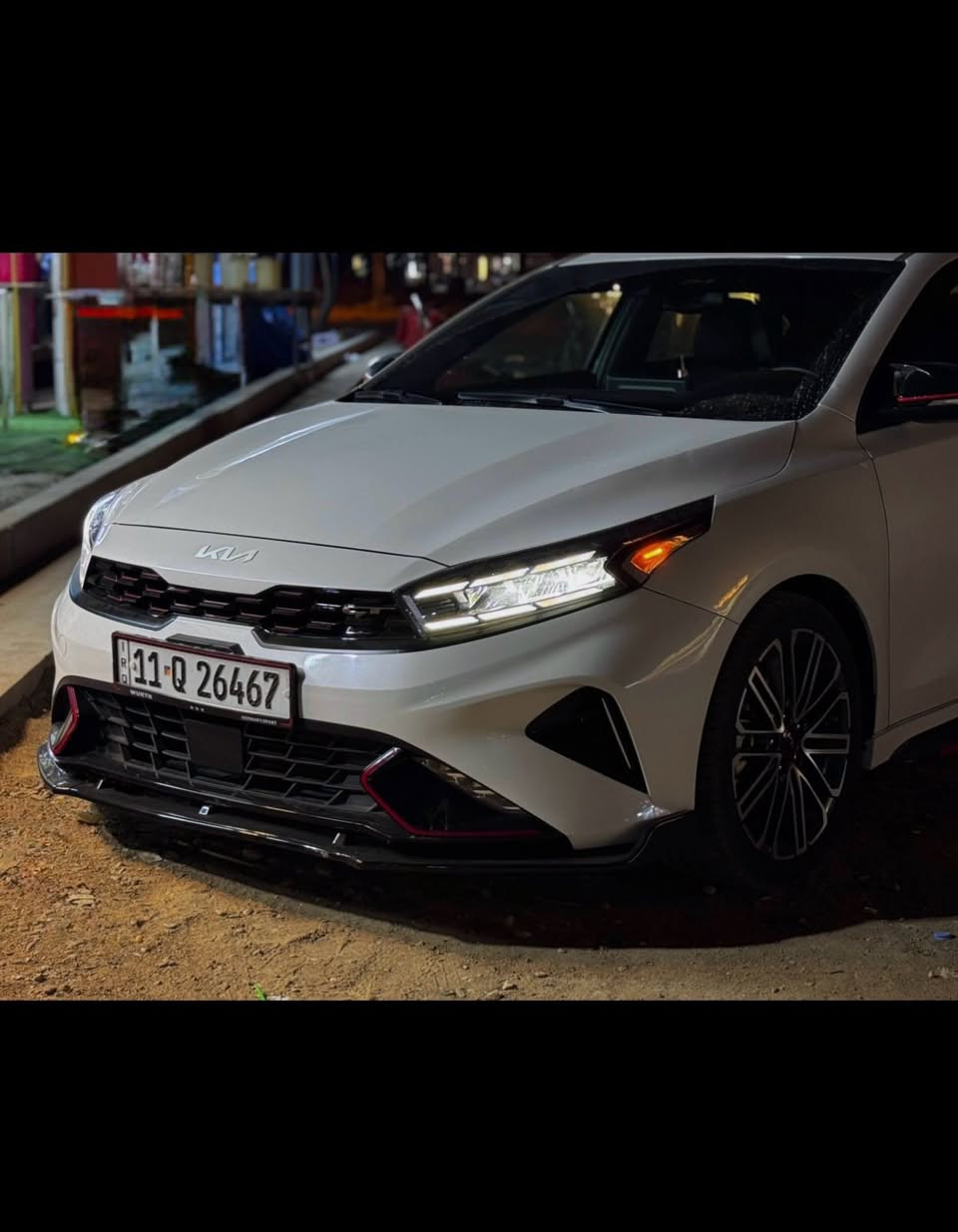 للمراوس فقط بجالنجر جارجر V8 
فورتي 2024 اعلى فئه GT 1/1 
تجي رياضيه نفس النترا N 
كزوزات وطلقات بلاديه 
ضررهه جدا بسيط بدون ايرباك وحادث تخريب فقط
سعرهه 185 
مواصفاته فول خنك لاخير 
***********
