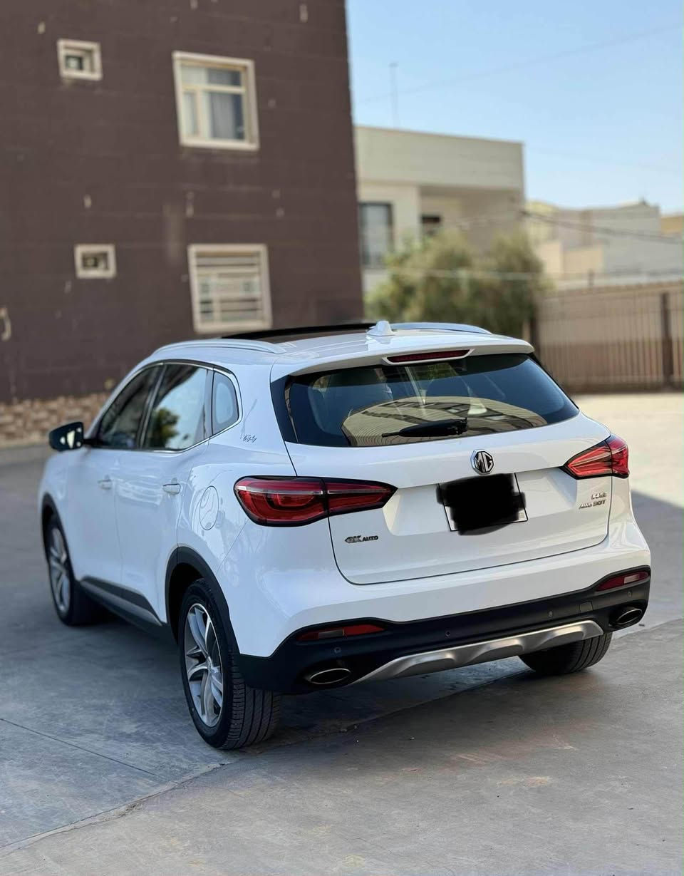 MG HS 30T
ئێمجی ئچ ئس مەکینە گەورە ٢٠ تۆربۆ 
قەپات مواسەفات 

پانۆراما ، دەبل ئەکسل ، ناو سپۆرت ، ترۆفی ، سەلاجە 
سندوق شەفت ، لایت لید ، سێ مۆد ئیکۆ نۆرماڵ سپۆرت،. 
تەبرید مەرکەزی ، ئاوێنە شەفت ، پێش و پشت حەساس
سەیارە کە بەس یەک شوێنی گچکە پیدی ئارە 
سەعر :-١٣٥$
مۆبایل :- *********** أربيل, العراق
