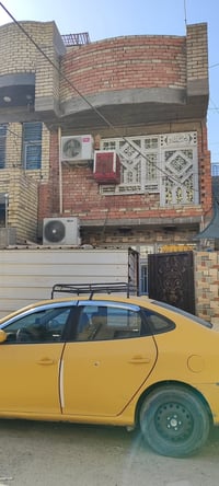 دار للبيع المساحه 80 متر يحتوي على ٣غرف وwc3 وهول وحولي بناء جديد قاطي...