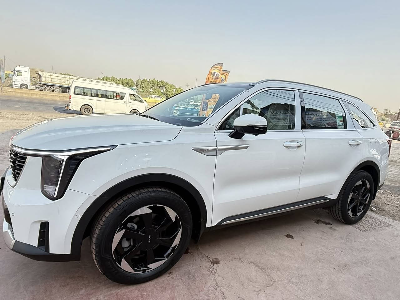 سورنتو 2024    4X
صمان الدولية 
ماشية 18 الف 
فول مواصفاات

السعر 350$ وبيها مجال
***********  وتساب
