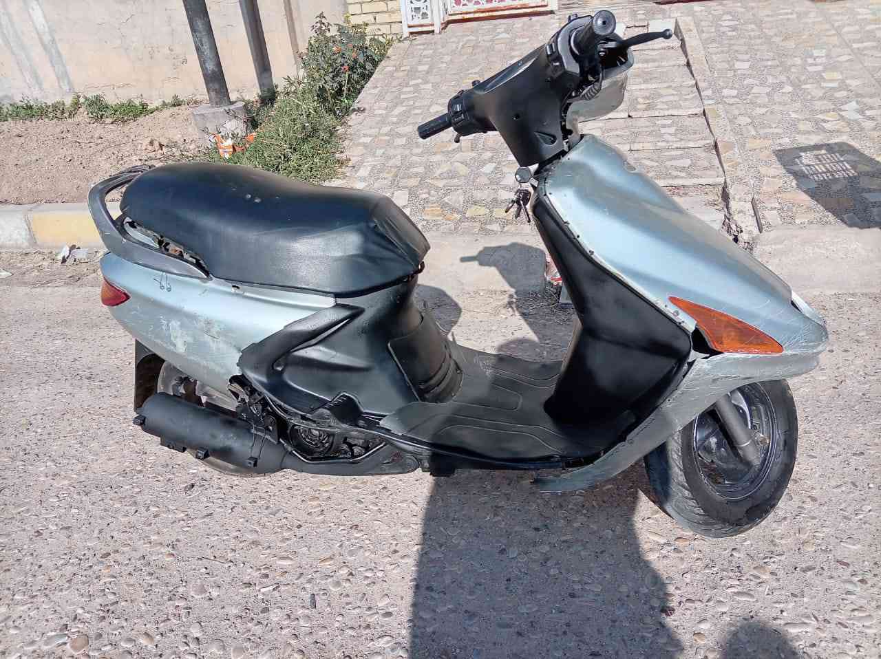 فراشه للبيع بسعر 300 الف وبيه مجال عنوان محافظه ميسان قضاء المجر الكبير اي استفسار الاتصال على هذا الرقم ***********
