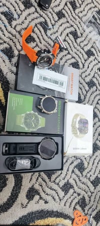 ساعات الكتروني للبيع قطع كلش حلوه  الاستفسار على الرقم 07704875026