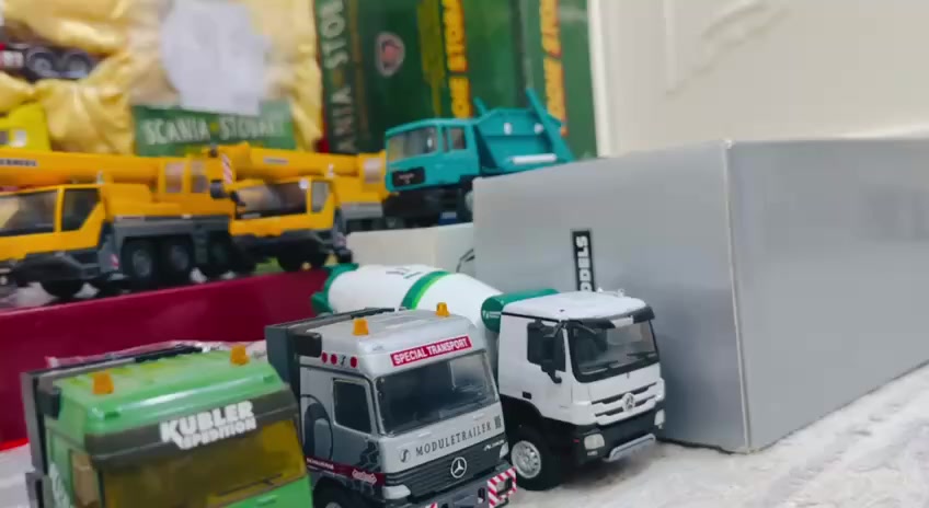 السلام عليكم
للبيع مجموعه حجم 1/50
كلها شركات عالميه مابيها تجاري 
سلعه نظيفه ومال جني 
المهتم يراسلني ويدلل 
الخاص مفتوح مااجاوب عالسعر بالتعليقات 
المجموعه تنباع بالكامل ماابيع قطع
كلكم على راسي 
توصيل مجاني


**إذا كنت صاحب هذا الإعلان وتريد حذفه لأي سبب، رجاءا أرسل رسالة إلى الدعم الفني**