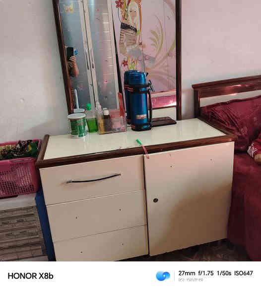 للبيع كنتور ٧٥ وجرباية والميز ١٠٠ ***********
