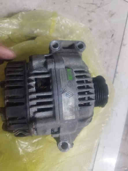 سلام عليكم على بركه الله توجد غراض رينو تفصيخ وجديد مكاني ديوانية قضاء الشاميه ناحيه  موجود توصيل ***********
