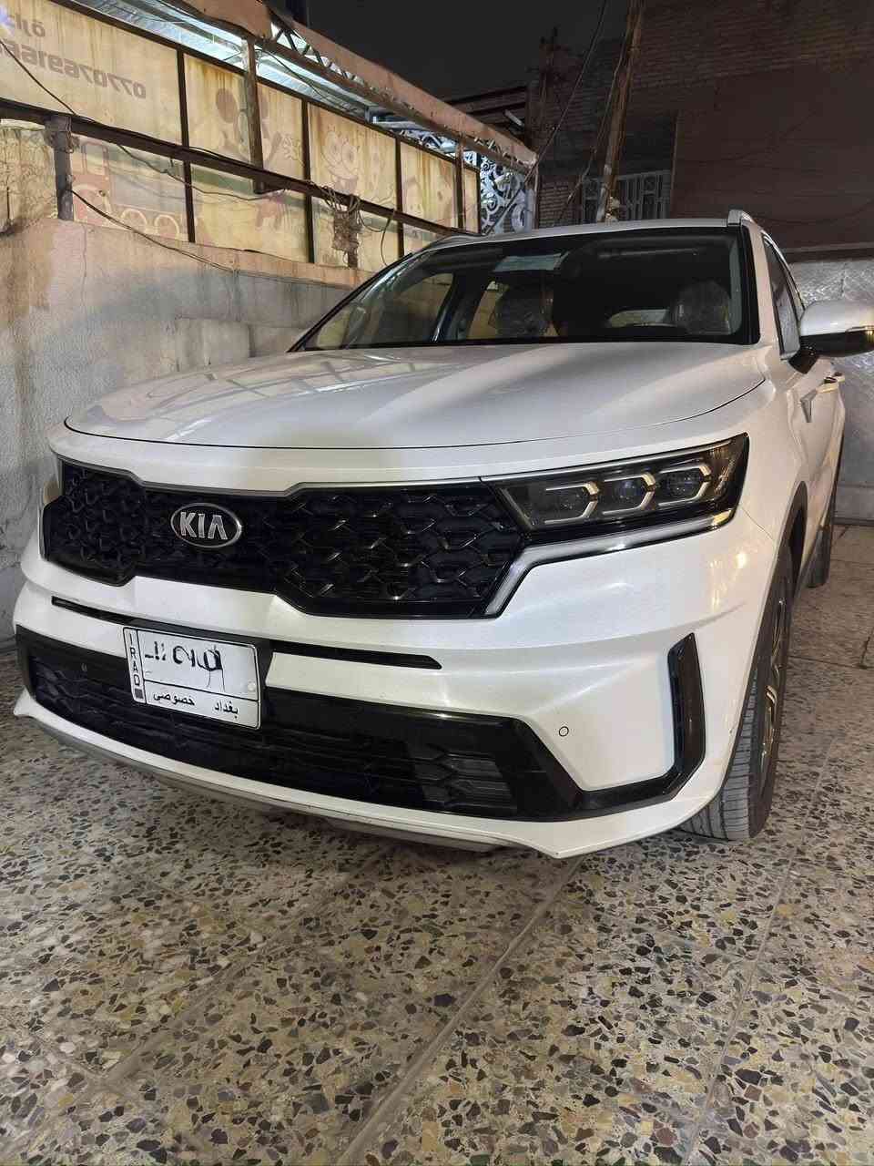 سورنتو 2021
6 سلندر 

7 راكب 

داخل السيارة جلد 

تحكمات المقاعد كهرباء 

ممشة السياره 64.000 

السايرة نضيفة بمعنة الكلمه 

سونار بالمنشور 

رقم السياره بغداد 

للستفسار ‭0770 533 4488‬
