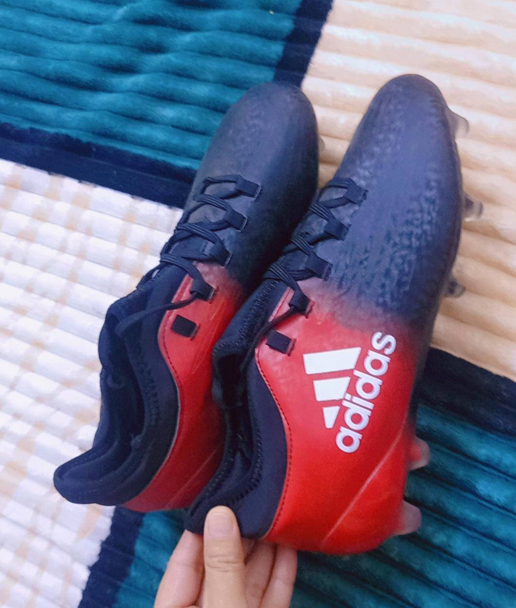 حذاء كرة القدم
adidas
اصلي قياس 41
 السعر ١٥ ألف


**إذا كنت صاحب هذا الإعلان وتريد حذفه لأي سبب، رجاءا أرسل رسالة إلى الدعم الفني**