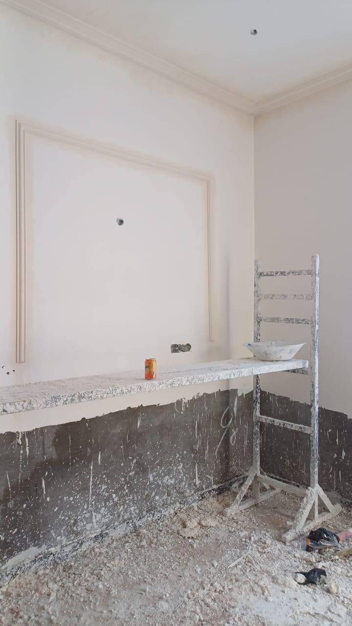 كادر متكون من ٦ خلفات مخمر ايراني شغل درجه اوله شرط يخلص شغلك وتتحاسب سقوف وجداري واكبر بيت  نضل بي سبوع ونختمه ***********
اي استفسار راسلني وتساب وتدلل
